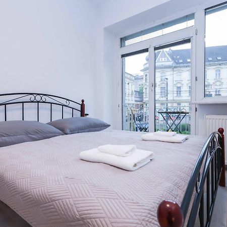 브라티슬라바 Charming Old Town Family Retreat 아파트 외부 사진